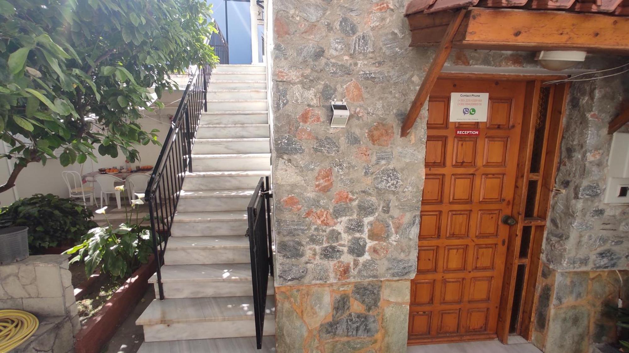 Angelos Rooms Mytilíni Екстериор снимка