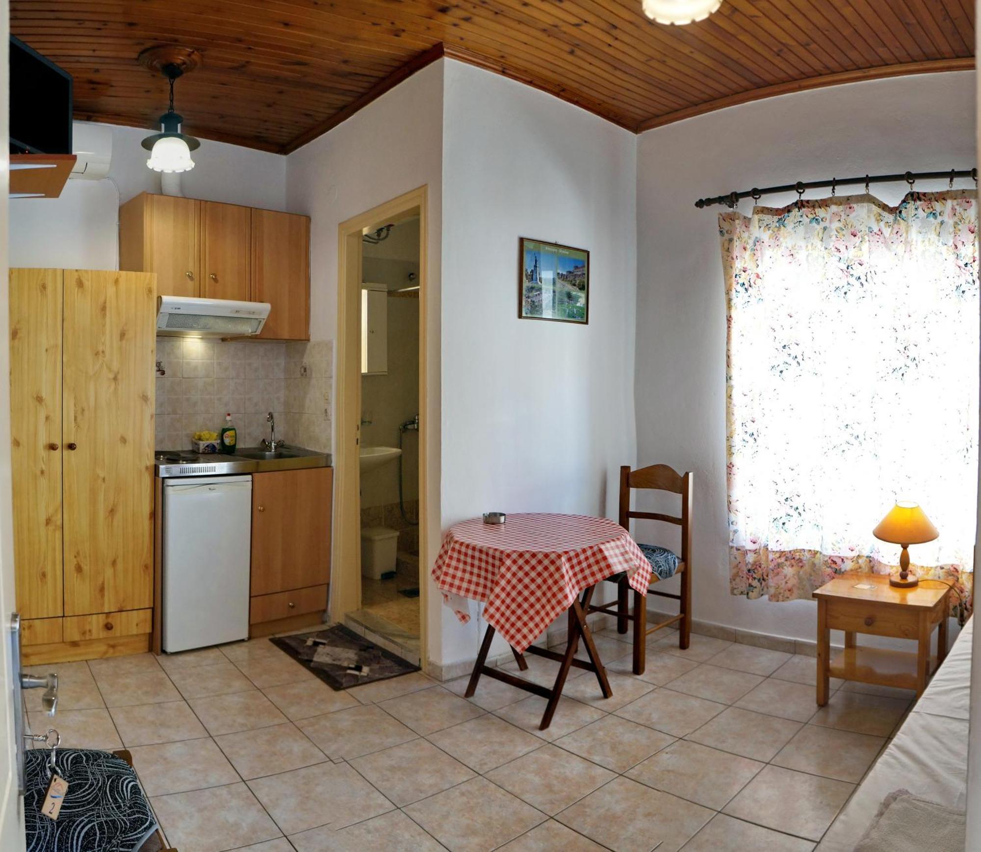 Angelos Rooms Mytilíni Екстериор снимка