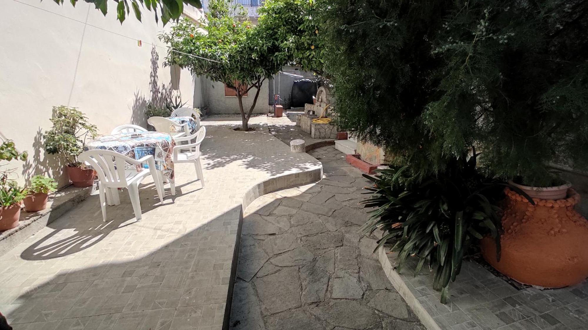 Angelos Rooms Mytilíni Екстериор снимка